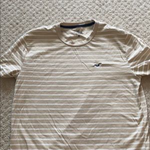 Hollister t-shirt